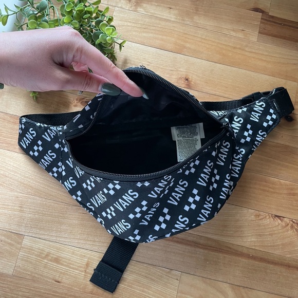 Vans Checkered Belt Bag - Picture 3 of 6